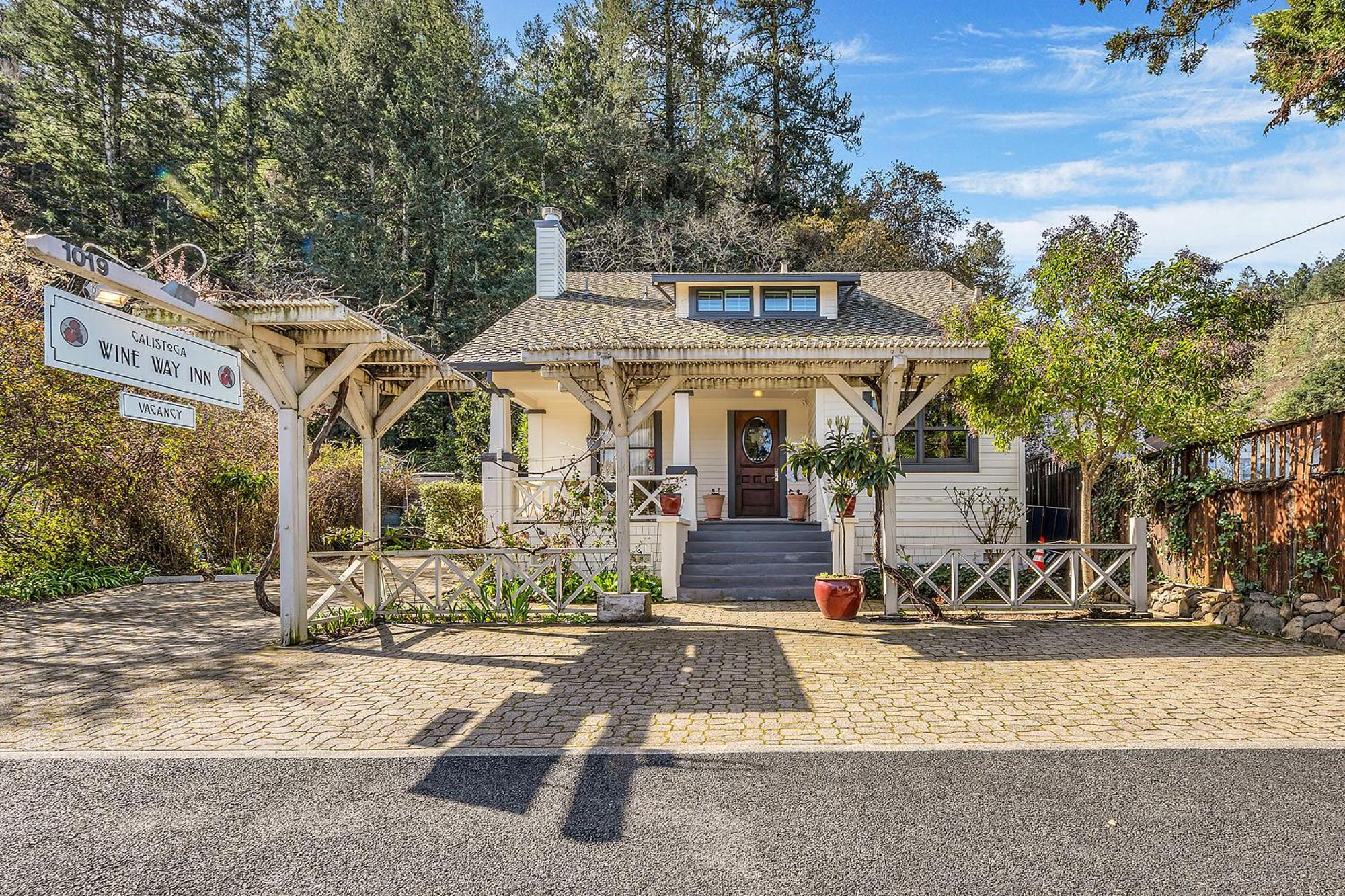 Wine Way Inn 4*